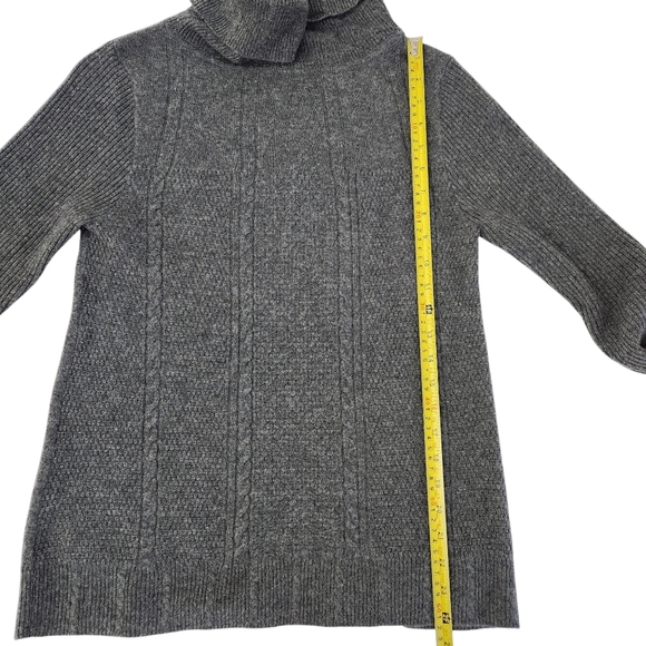 THE TERRITORY AHEAD 100% cashmere sweater turtleneck long sleeve grey cable knit - Picture 8 of 11